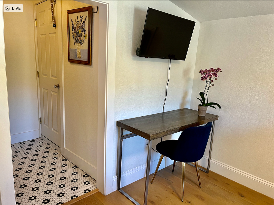 1662 Glen Aylsa Ave - Photo 3 of 8