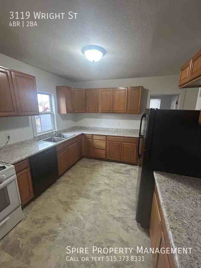 3119 Wright St - Photo 2 of 9