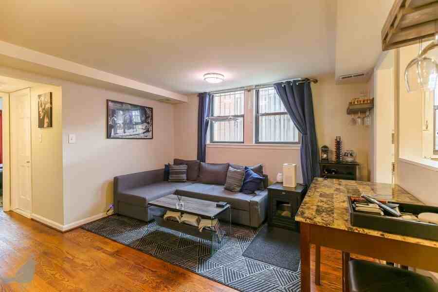 1661 Park Rd Nw #B2 - Photo 5 of 37