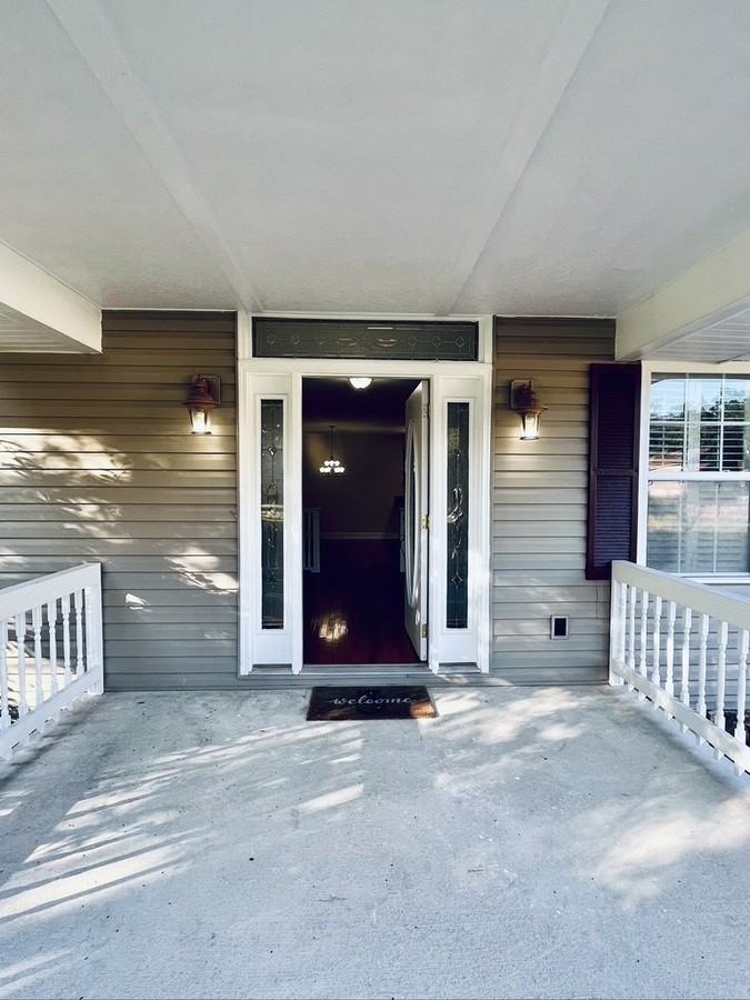 273 Hollywood Forest Dr - Photo 5 of 34