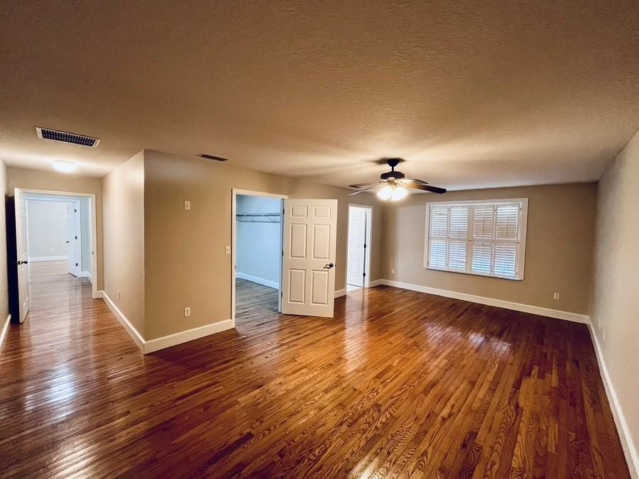 273 Hollywood Forest Dr - Photo 6 of 34