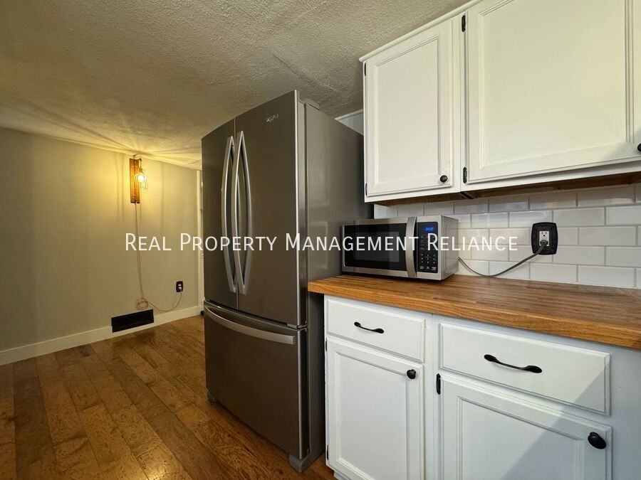 22 Kent St #1 - Photo 2 of 19