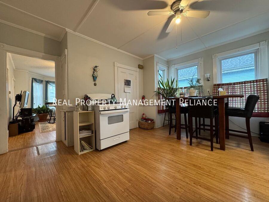 78 Lexington St #2 - Photo 4 of 13