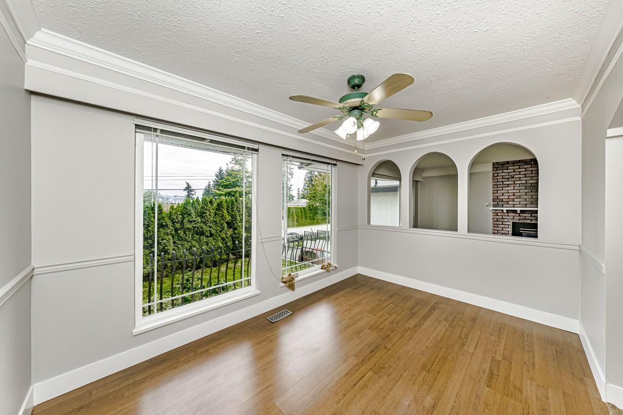 15398 28 Ave - Photo 5 of 39