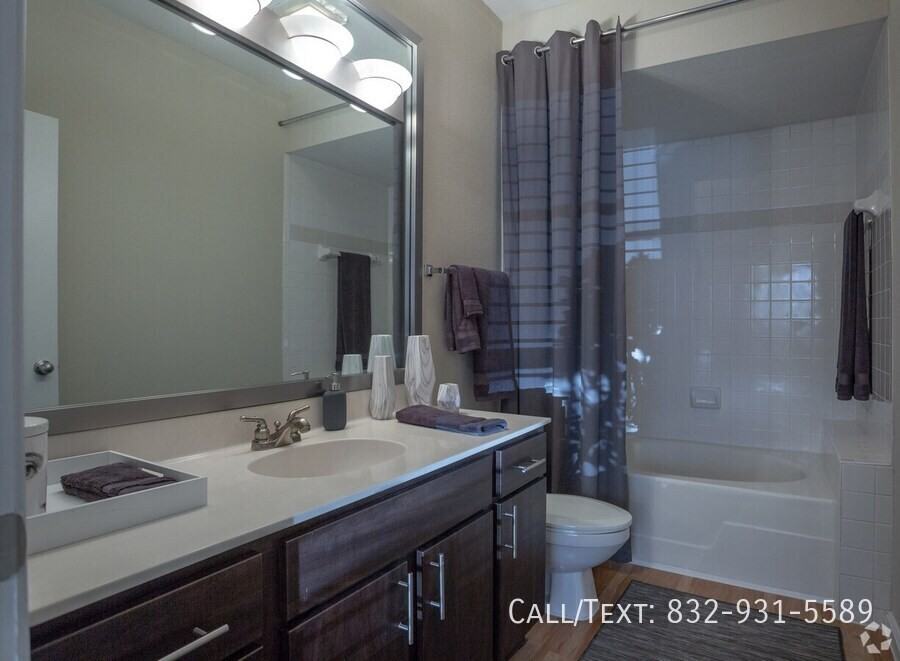 5235 Wakeforest St - Photo 7 of 10