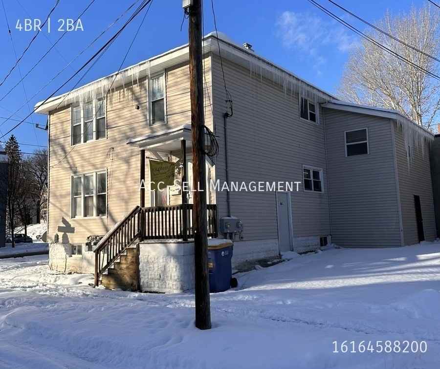 401 Fernando St Ne - Photo 3 of 18