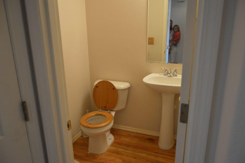 1290 Ne Margeaux Pl - Photo 4 of 21