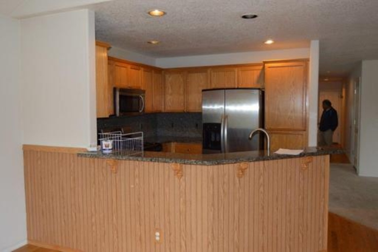 1290 Ne Margeaux Pl - Photo 7 of 21