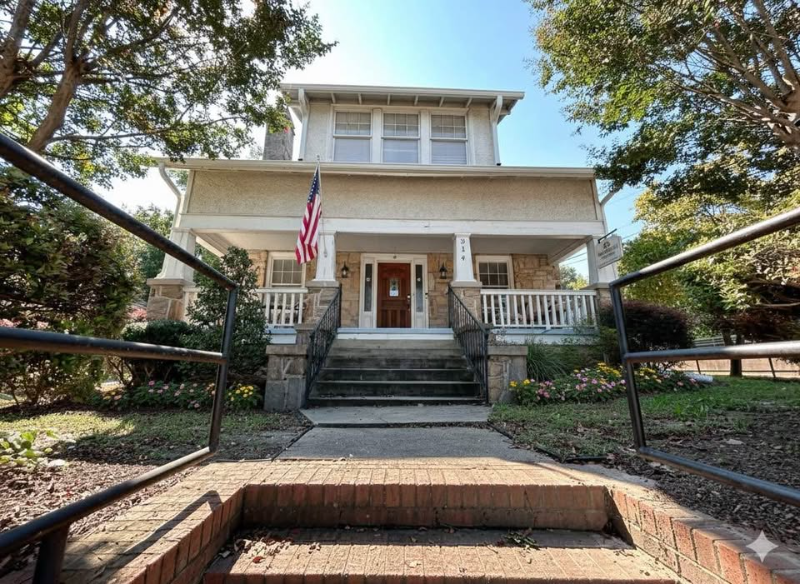 314 Martin Luther King Jr Blvd #101 - Photo 2 of 8