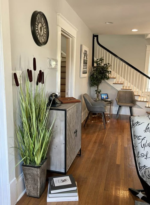 314 Martin Luther King Jr Blvd #101 - Photo 4 of 8