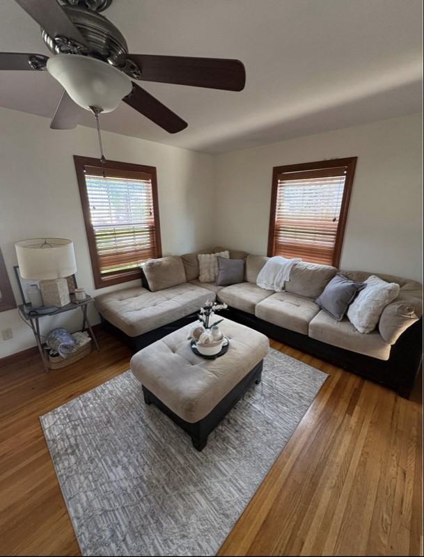 1015 8th Ave Nw #1015 - Photo 3 of 9