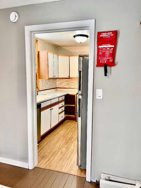 2600 Calihan Ave Ne #A - Photo 5 of 20