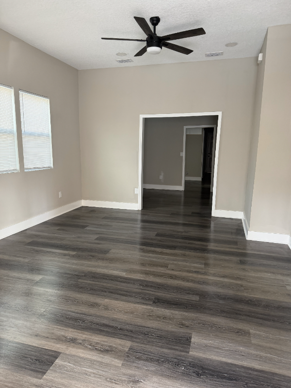 1915 Phoenix Ave - Photo 6 of 6