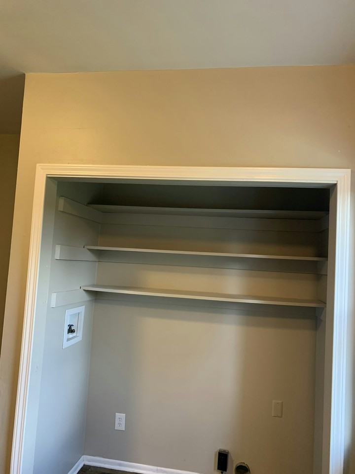 413 Silvercliffs Avenue - Photo 7 of 9