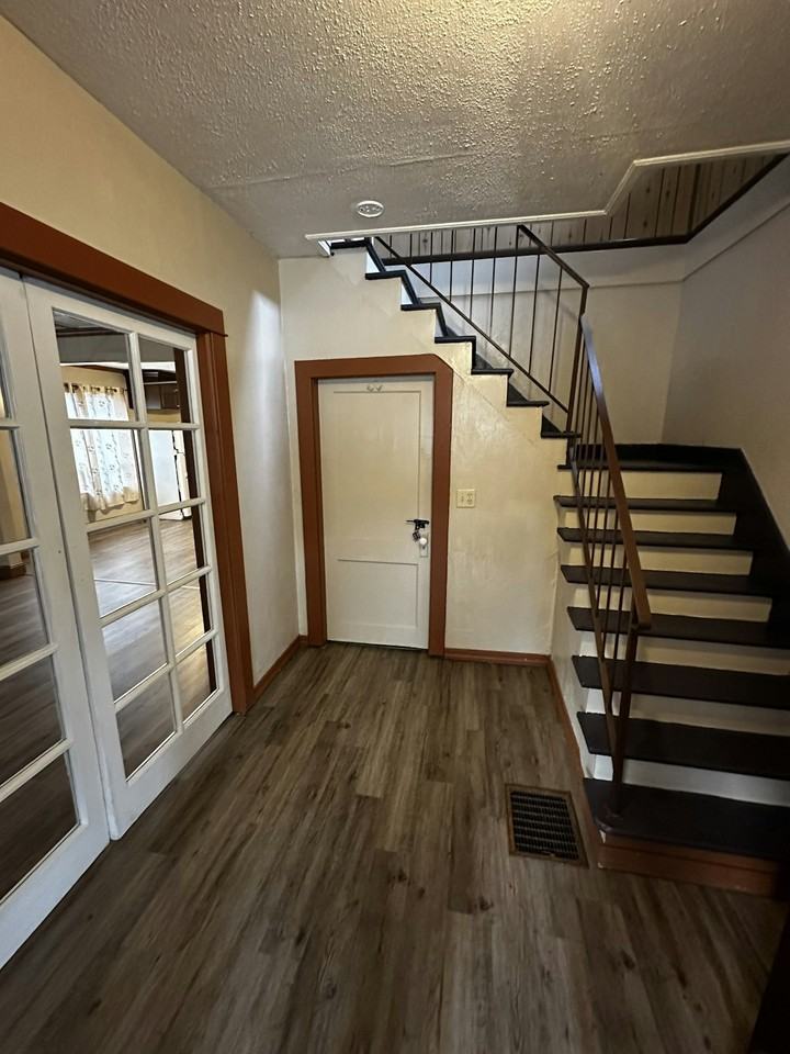240 Main Street, Unit 101 - Photo 5 of 27