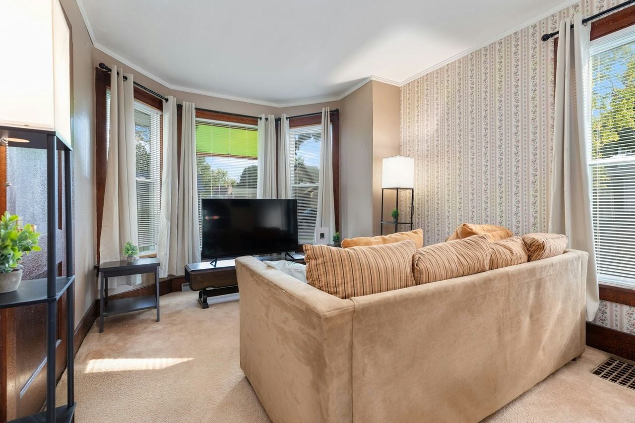 511 South 3rd Street, Unit 1 - Photo 2 of 15