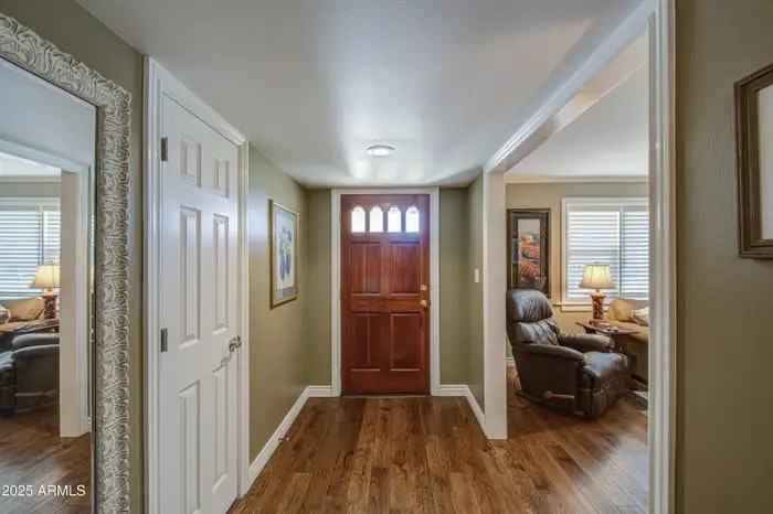 2704 South Terrace Road - Photo 6 of 33