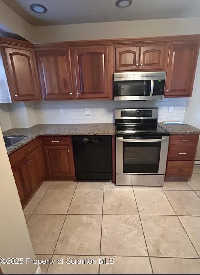 30 Belmont St #NA - Photo 7 of 21