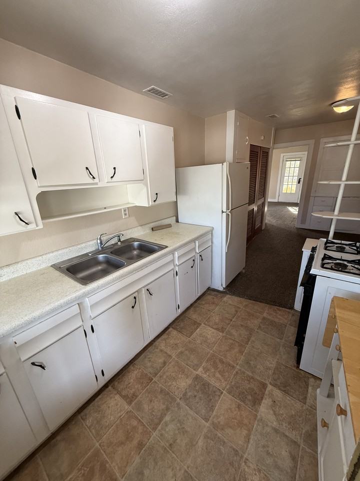 1836 S Armstrong St #1836-1-2 - Photo 7 of 7