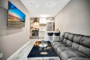 6554 Greenbush Ave #NA - Photo 1 of 1