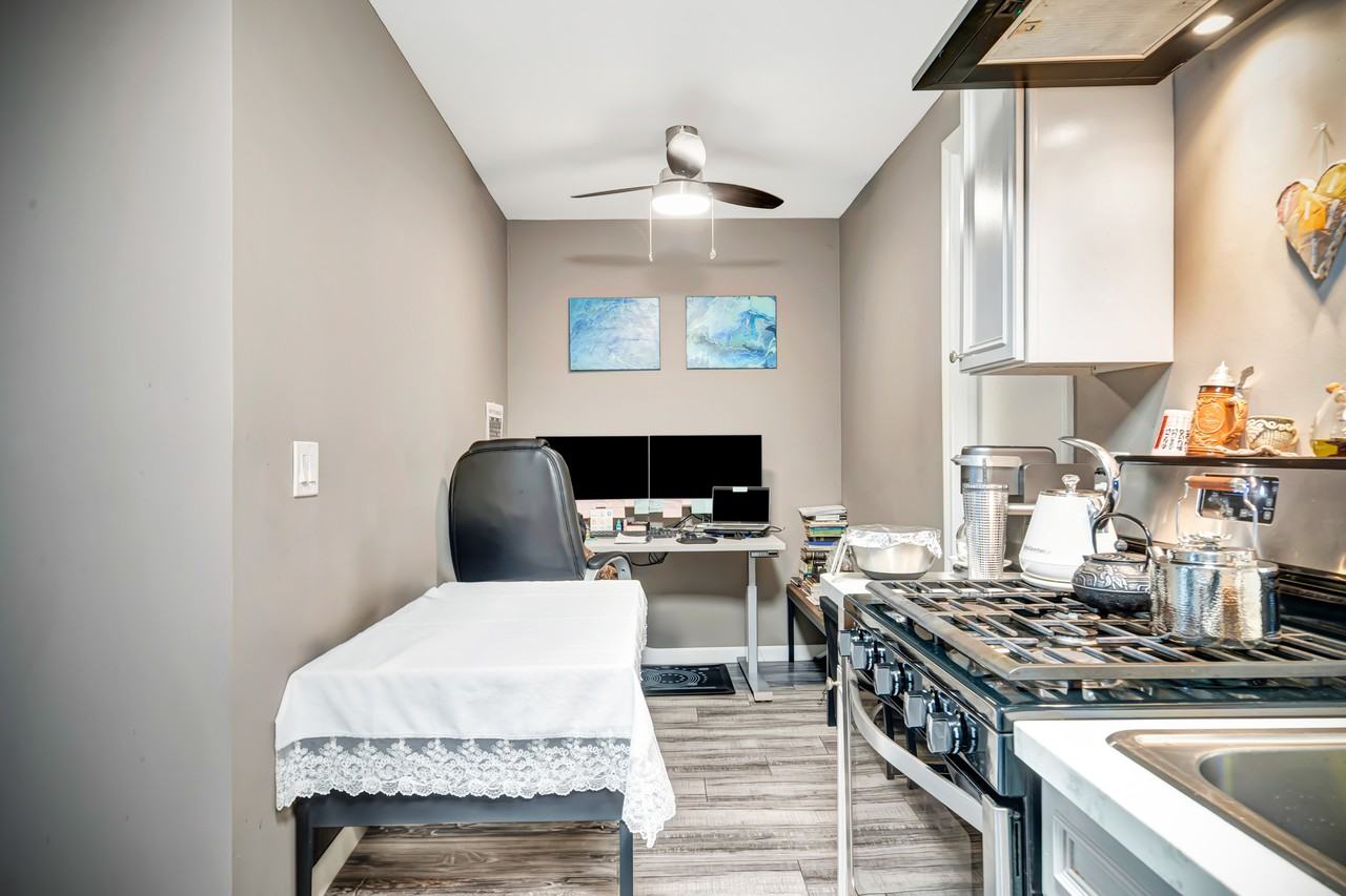 6554 Greenbush Ave #NA - Photo 5 of 9