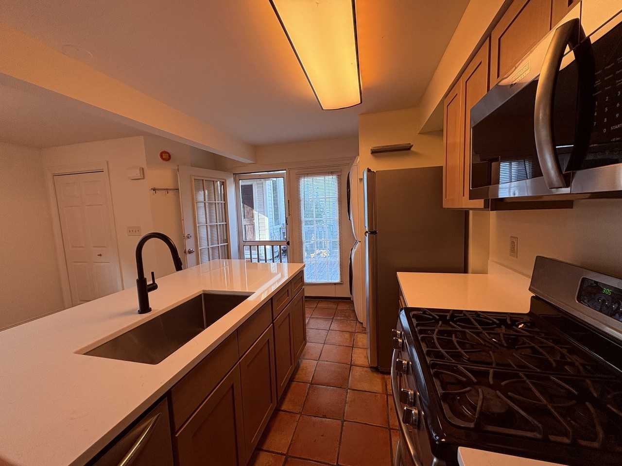 1717 Upperline St #NA - Photo 6 of 11