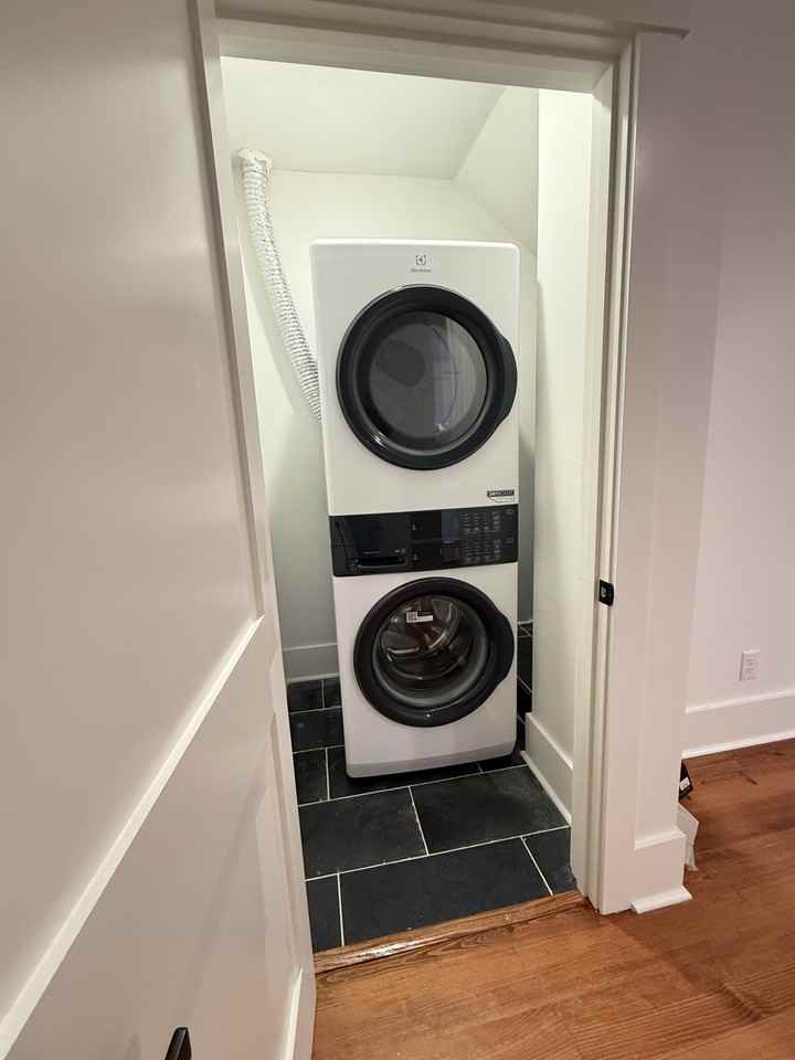 810 Jefferson StreetUnit B - Photo 5 of 17