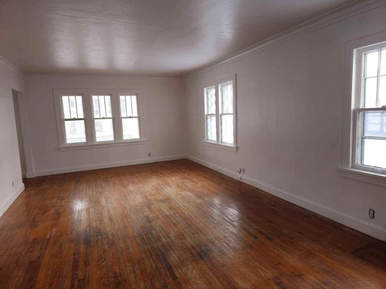 1519 15th St #1 - Photo 3 of 7