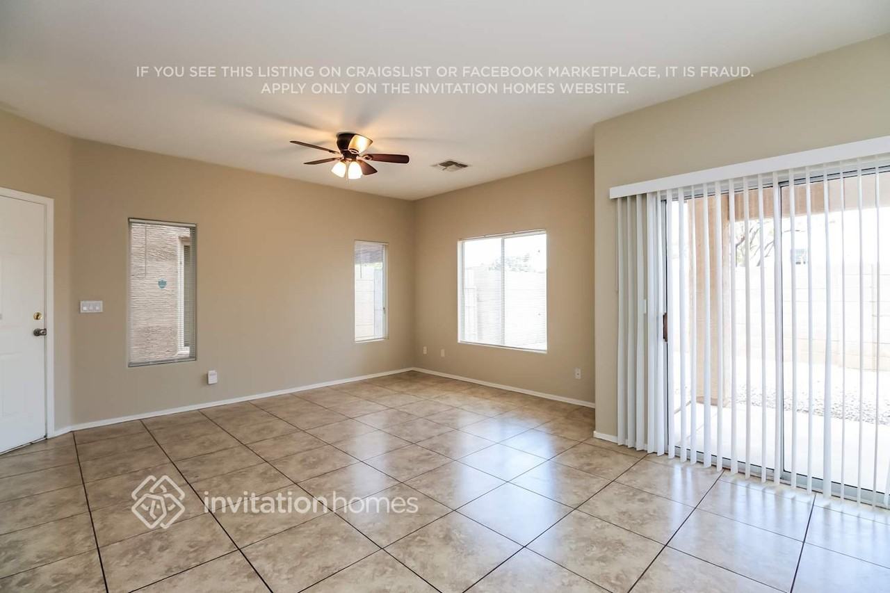 3718 W Oregon Ave - Photo 2 of 19