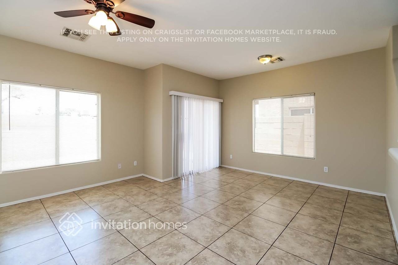 3718 W Oregon Ave - Photo 6 of 19