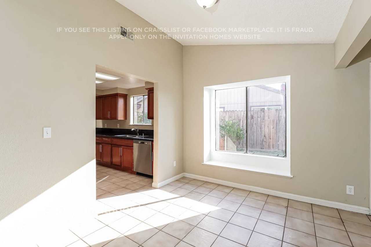 8148 Cottonmill Cir - Photo 6 of 17