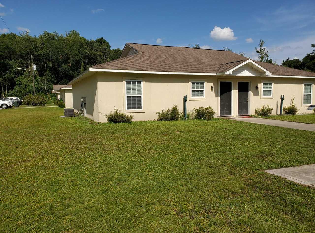 405 S Ashley St #1 - Photo 3 of 44