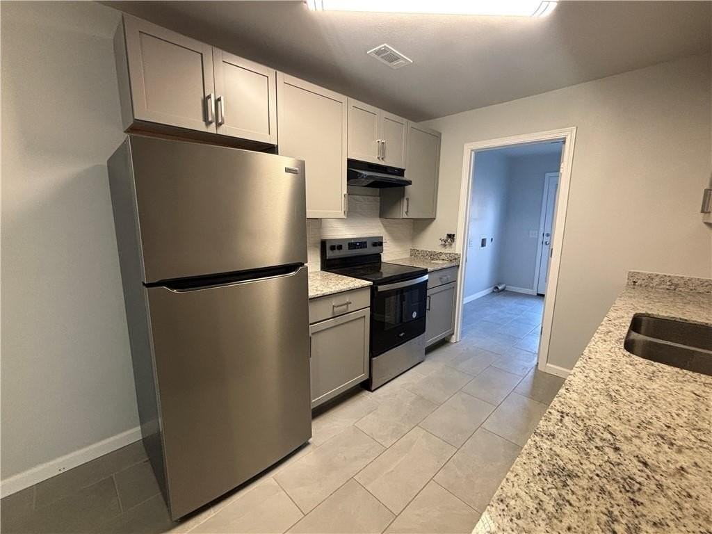 2101 W Roselawn St - Photo 4 of 16