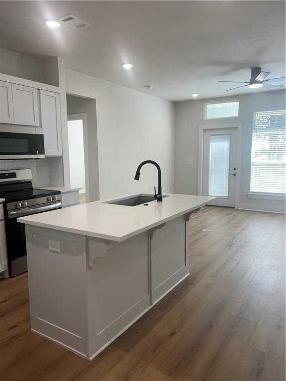 1821 Lapis Ave - Photo 6 of 17