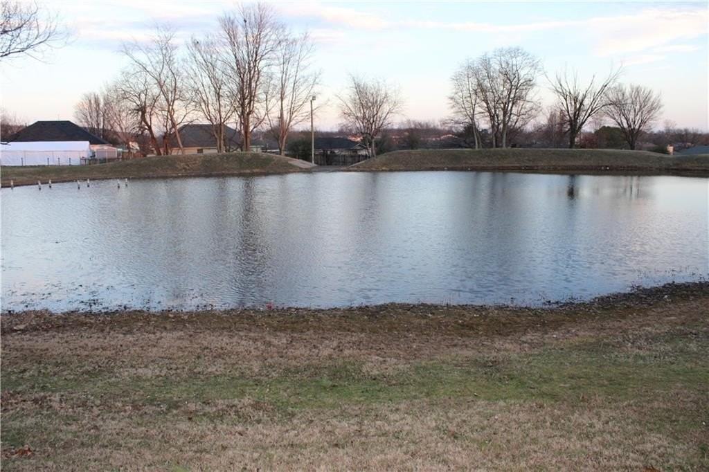 2418 Pine Lake Ave - Photo 3 of 3