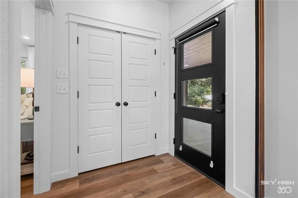 5 Blandford Ln - Photo 4 of 29