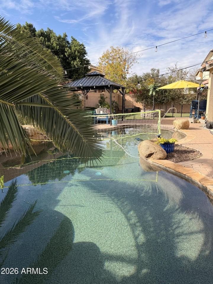 17239 W Ironwood St - Photo 2 of 50