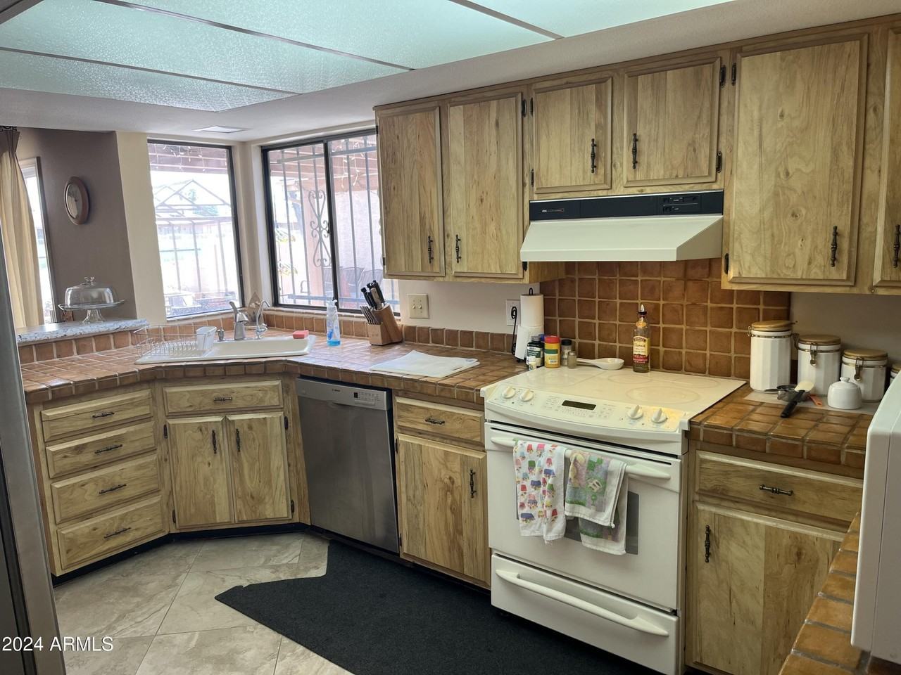 26005 S Howard Dr - Photo 6 of 16