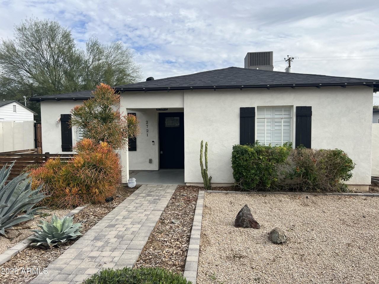 2721 N 10th St - Photo 3 of 37