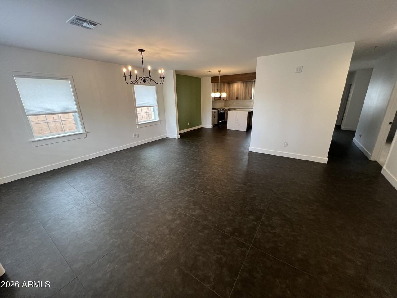 2721 N 10th St - Photo 5 of 37