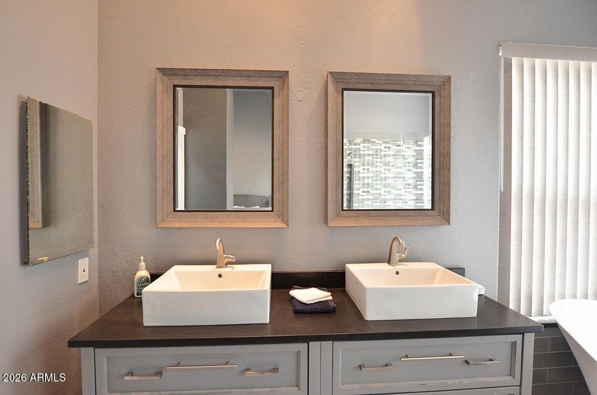 4338 E Desert Marigold Dr - Photo 5 of 18