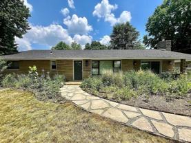 5325 S Fairfax Rd - Photo 1 of 1