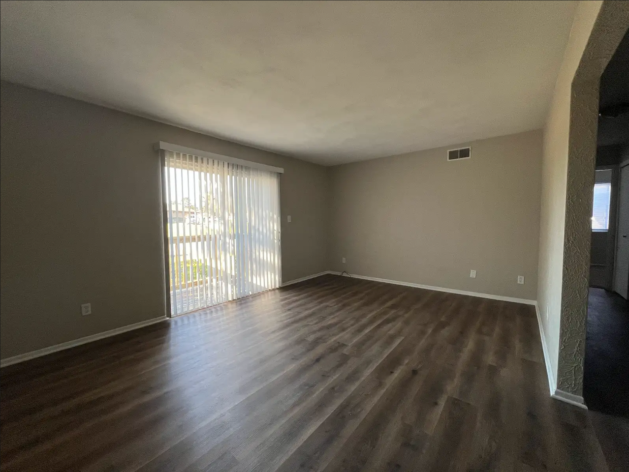 504 S Sweetbriar Dr #504-2 - Photo 3 of 10