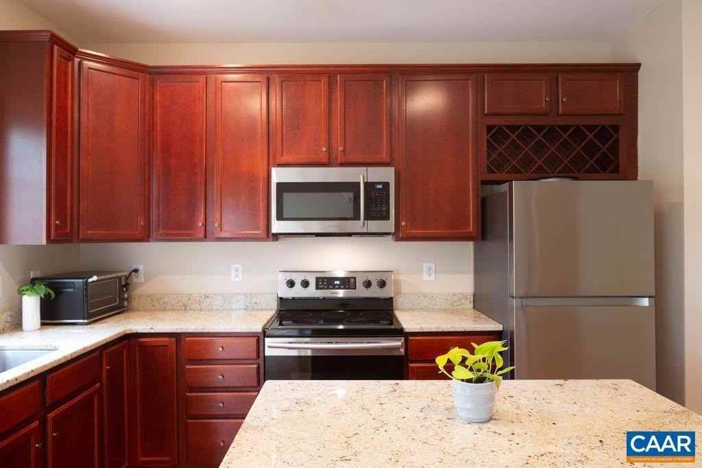 139 Old Fifth Cir - Photo 7 of 27