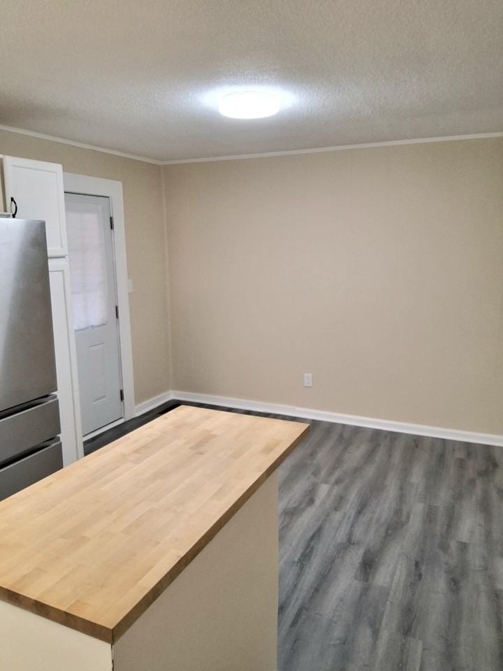 4558 Lee Dr Nw - Photo 4 of 23