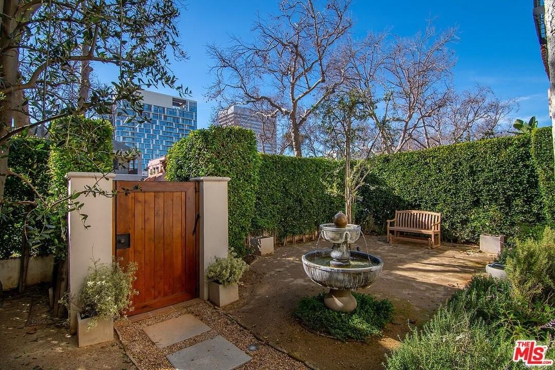 6217 W 6th St - Photo 3 of 22