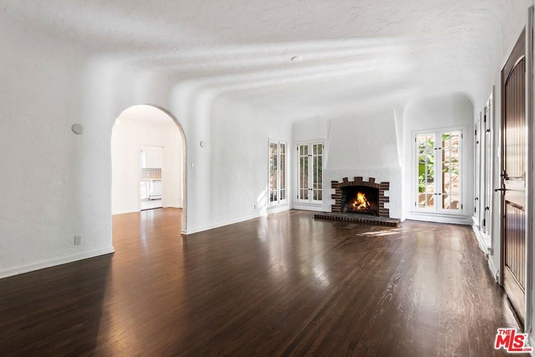 6217 W 6th St - Photo 6 of 22