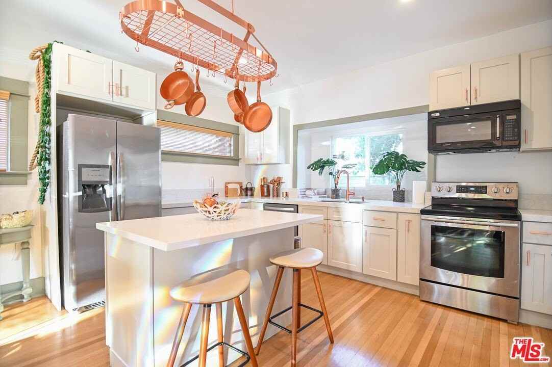 1600 N Kingsley Dr - Photo 5 of 35