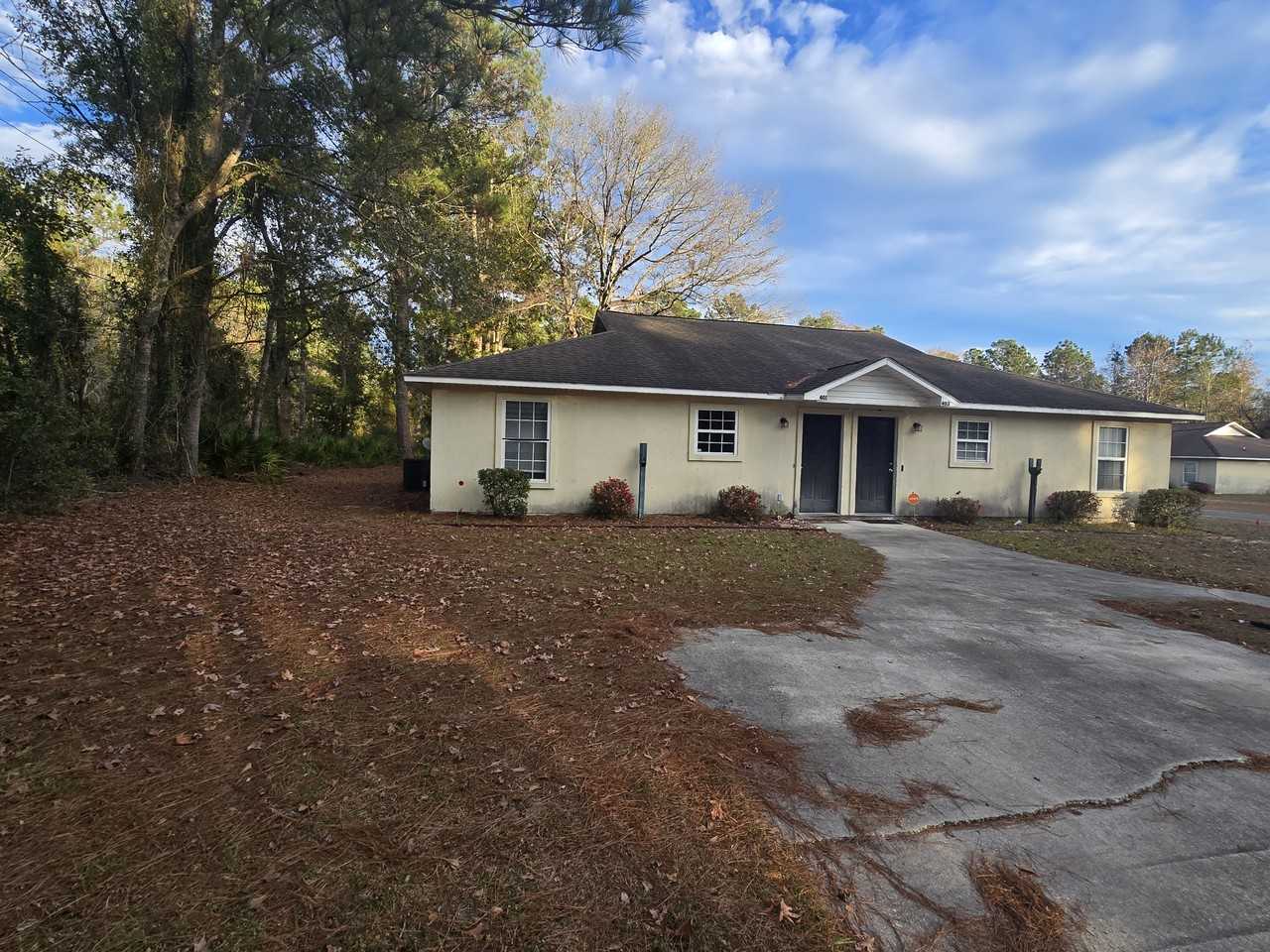 401 S Ashley St #1 - Photo 3 of 31