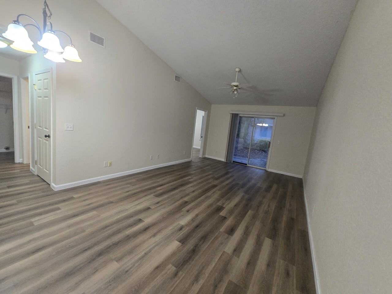 401 S Ashley St #1 - Photo 6 of 31